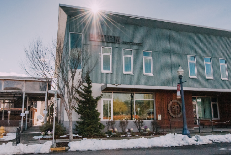 Hood River In-Door Dining